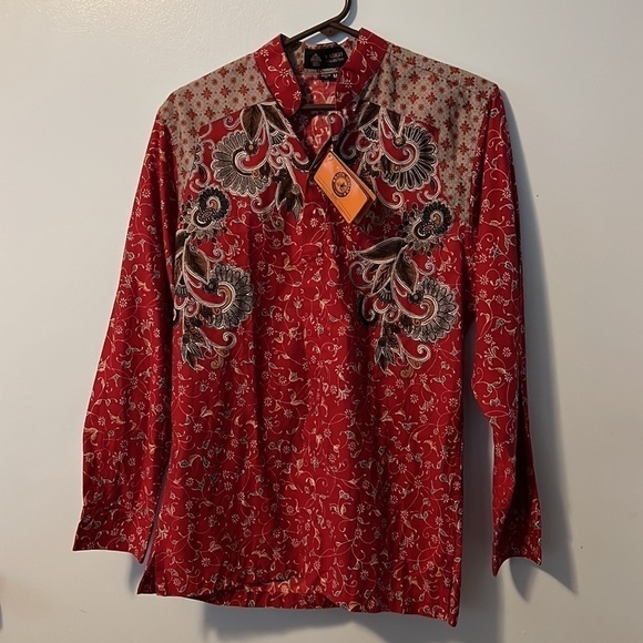 Batik Semar Kasigit Collection Solo Indonesia button up shirt size medium NWT - Picture 1 of 12